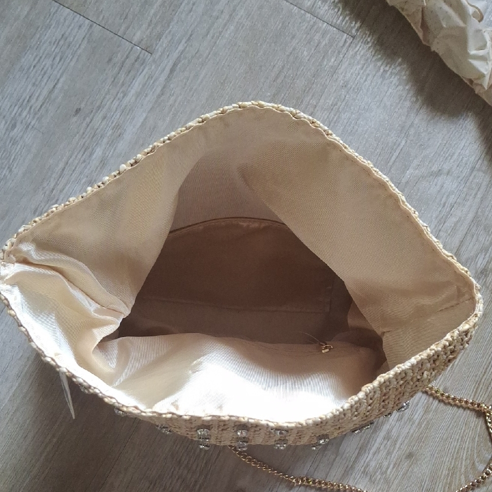 Urban Outfitters Beige Woven Shoulder Bag with Rhinestone Trim - Picture 3 of 6